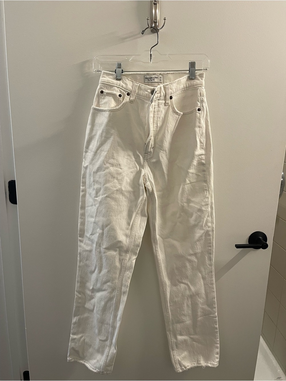 Abercrombie & Fitch Off-White Straight Leg Women’s Jeans